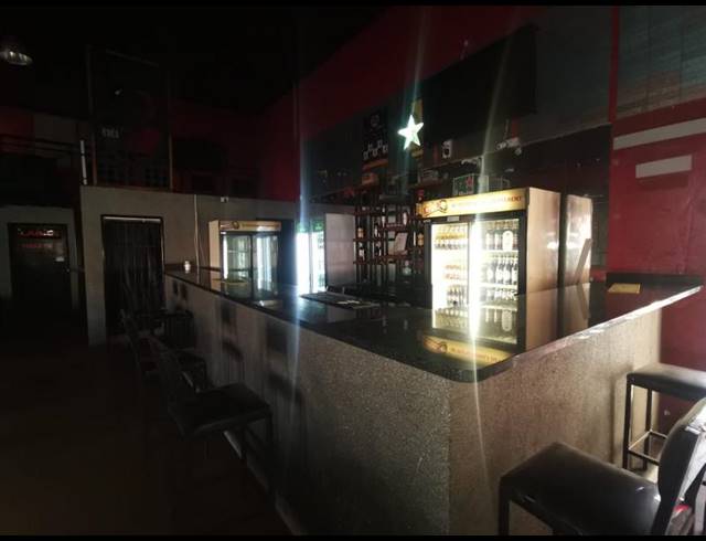 BUSINESS FOR SALE IN SPRINGS CENTRAL